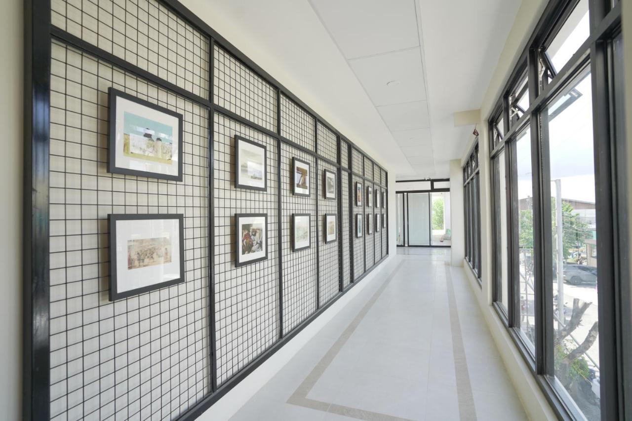 Travelbee Airport Inn Lapu-Lapu City Dış mekan fotoğraf