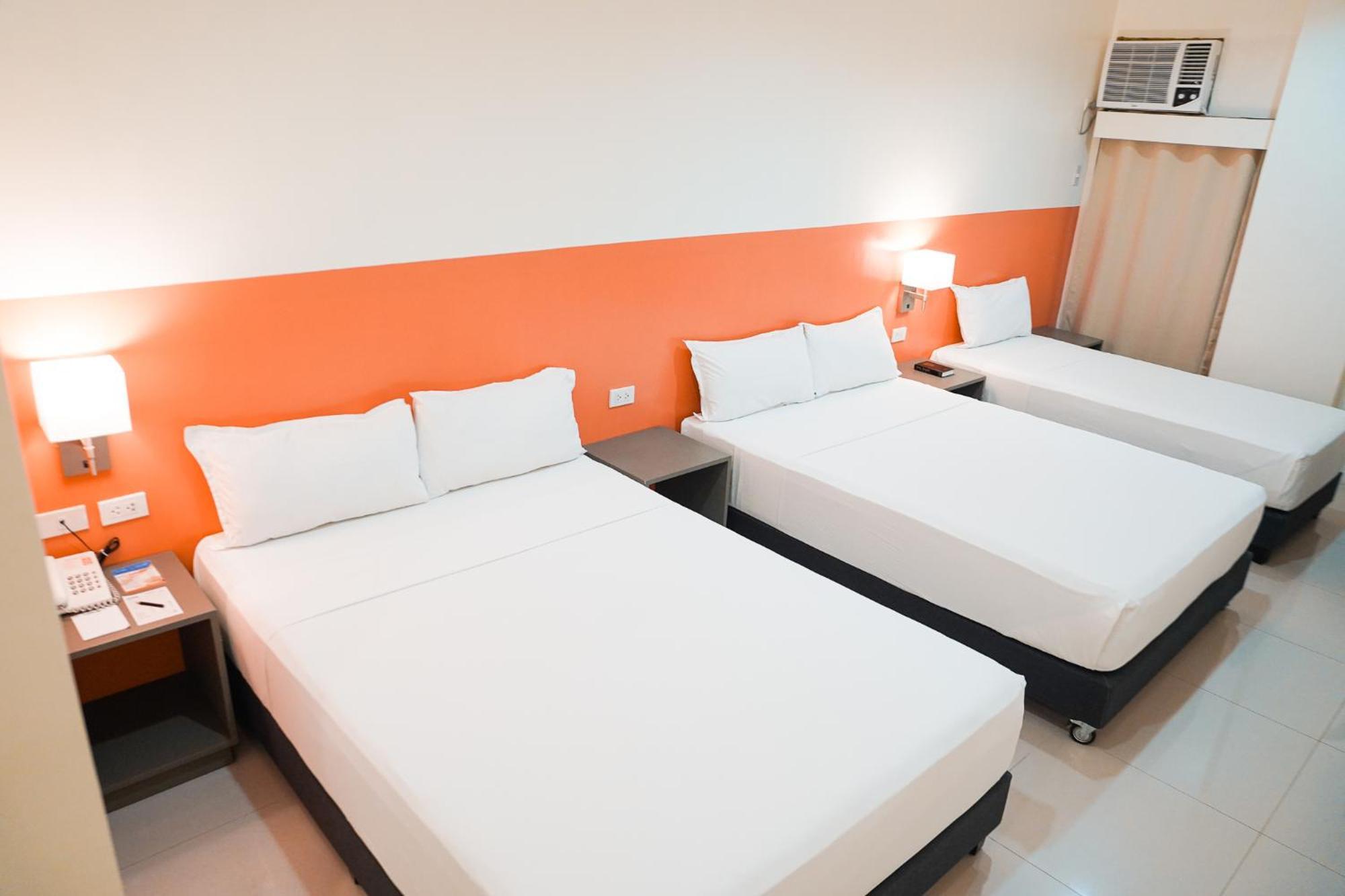 Travelbee Airport Inn Lapu-Lapu City Dış mekan fotoğraf