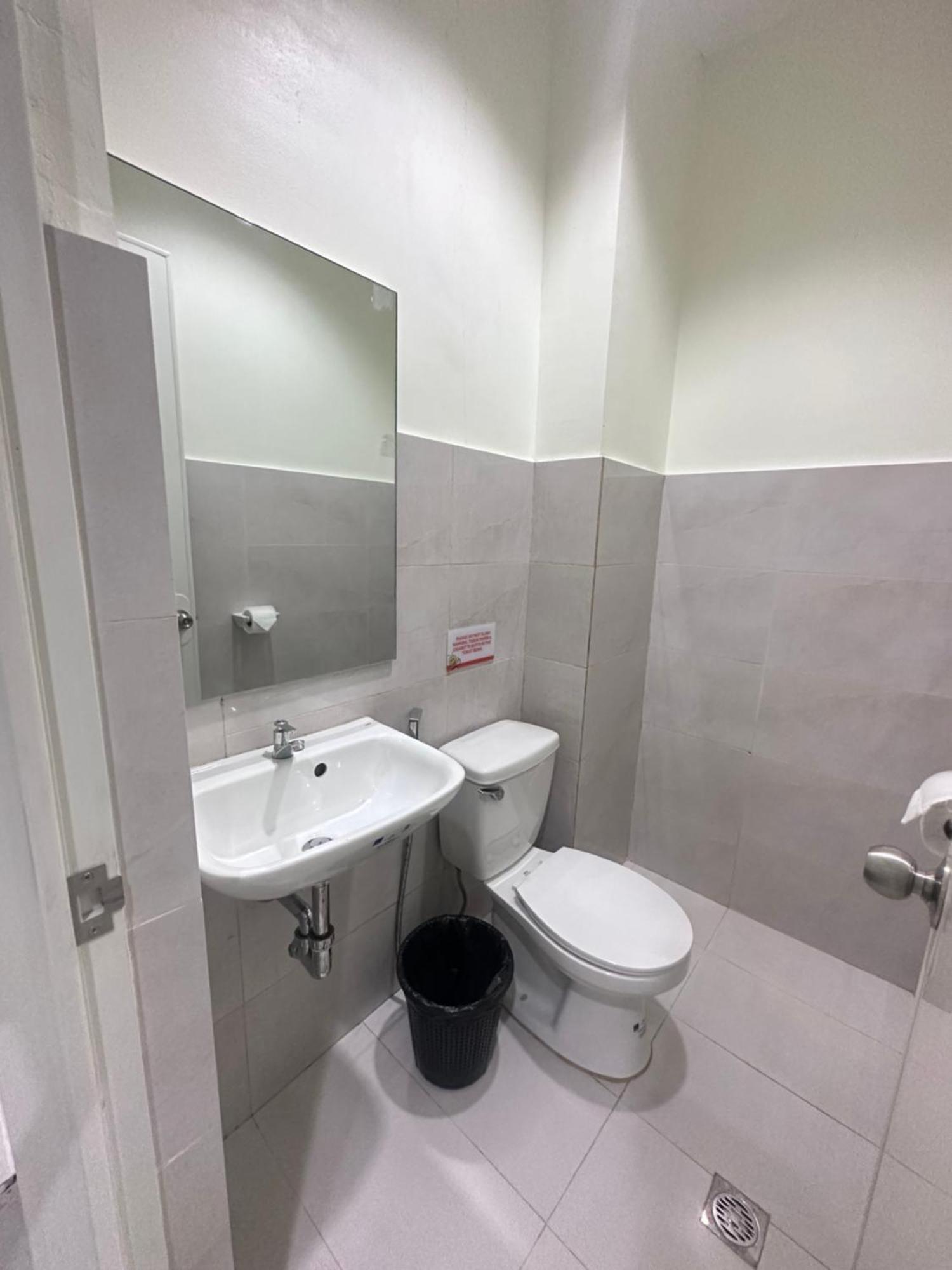 Travelbee Airport Inn Lapu-Lapu City Dış mekan fotoğraf