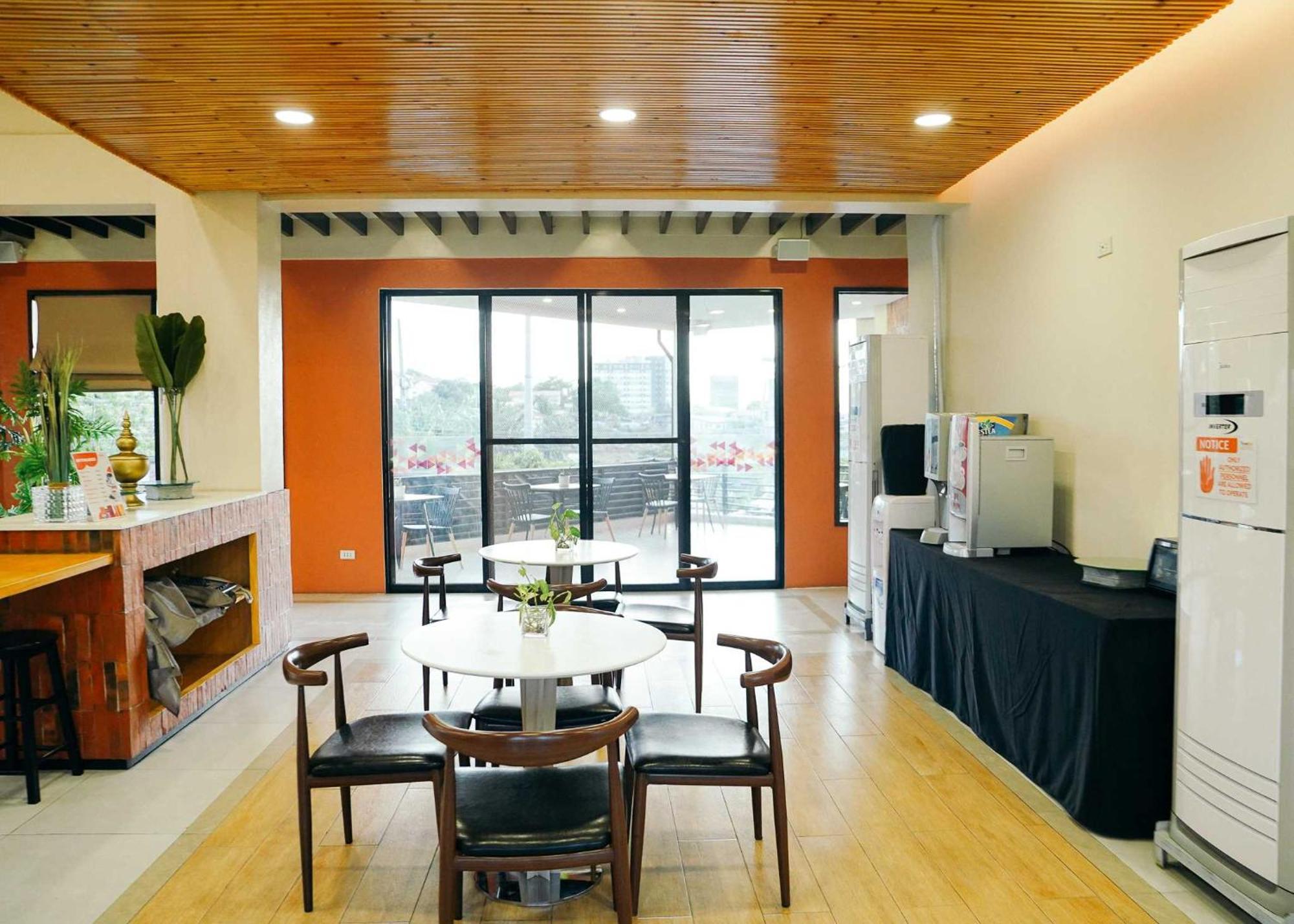 Travelbee Airport Inn Lapu-Lapu City Dış mekan fotoğraf